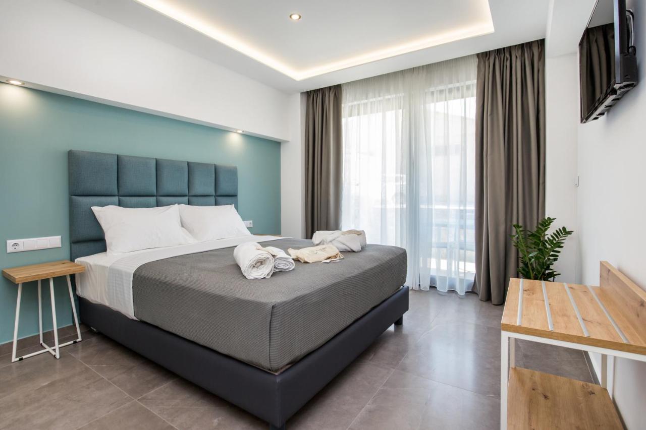 Hotel New Azzurro Deluxe à Limenaria  Extérieur photo