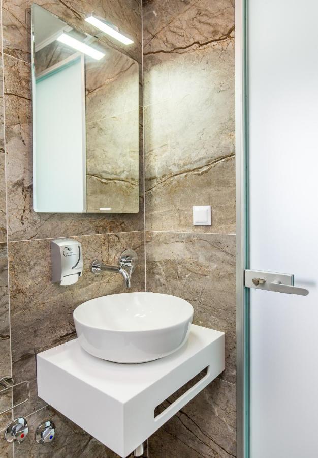Hotel New Azzurro Deluxe à Limenaria  Extérieur photo