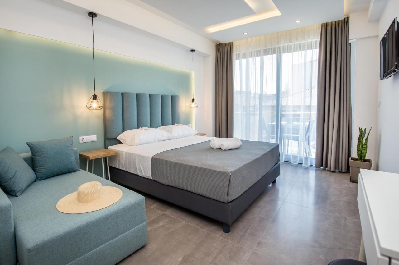 Hotel New Azzurro Deluxe à Limenaria  Extérieur photo