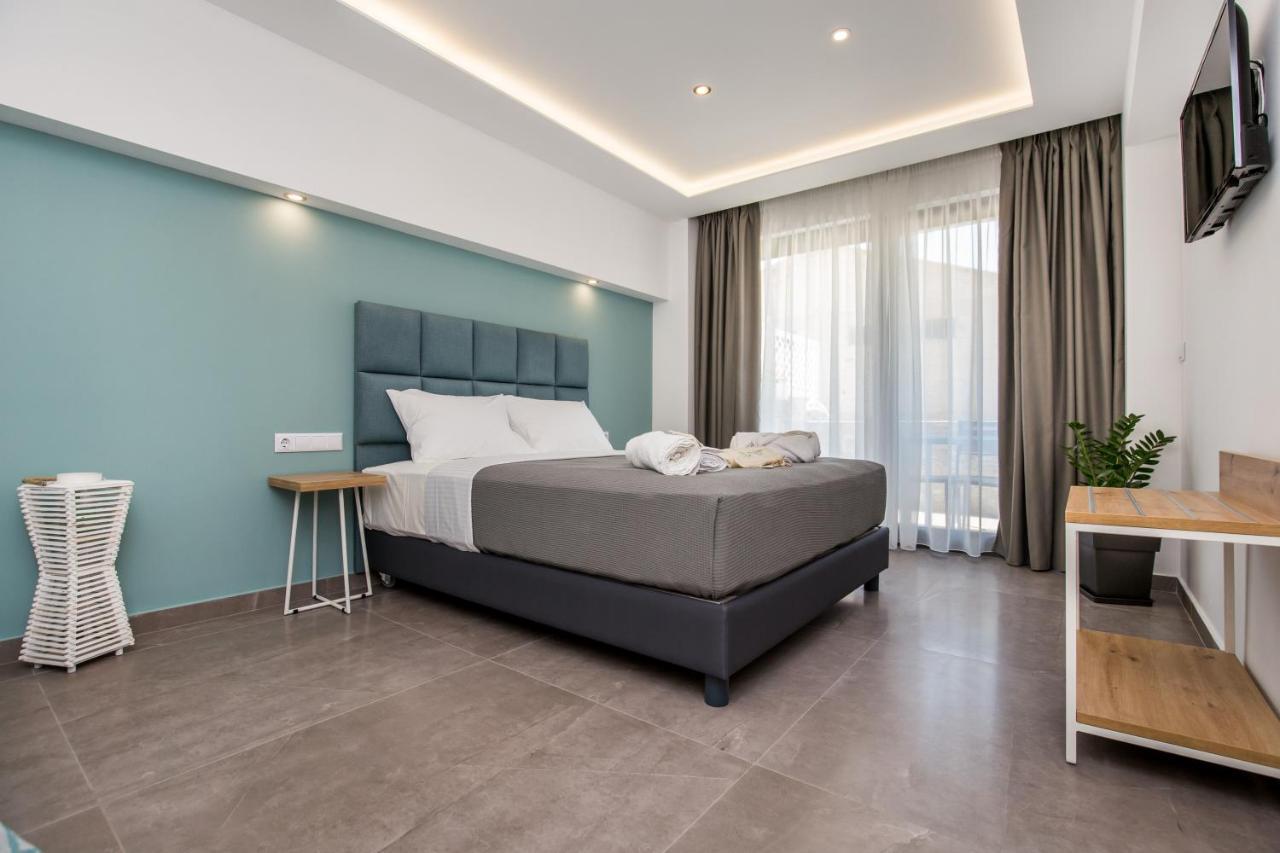 Hotel New Azzurro Deluxe à Limenaria  Extérieur photo