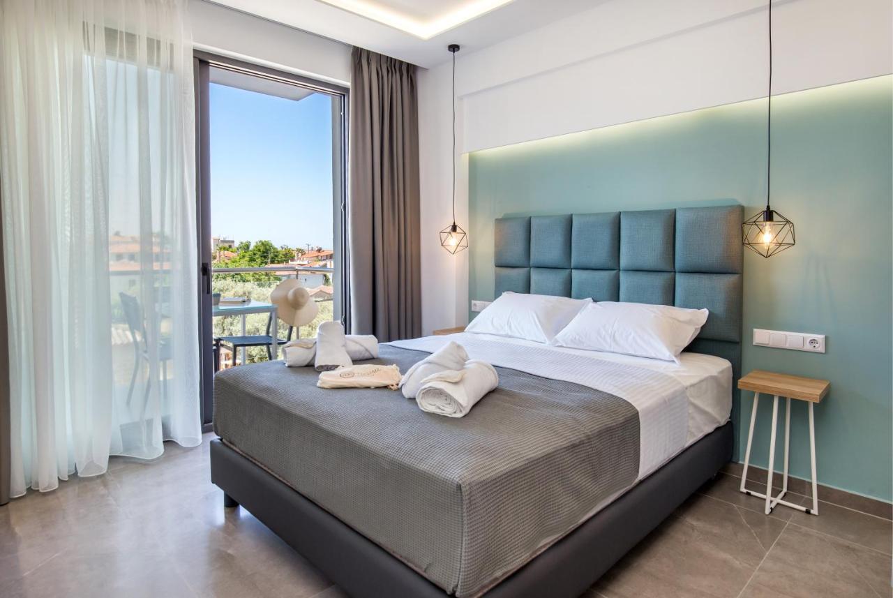 Hotel New Azzurro Deluxe à Limenaria  Extérieur photo