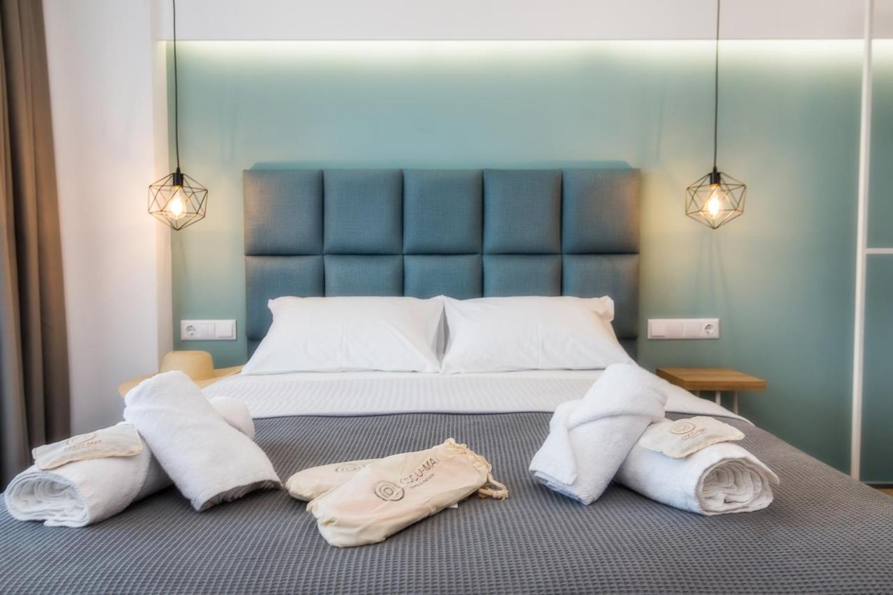 Hotel New Azzurro Deluxe à Limenaria  Extérieur photo