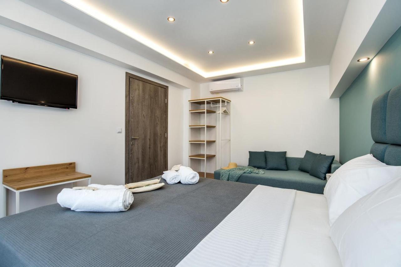 Hotel New Azzurro Deluxe à Limenaria  Extérieur photo