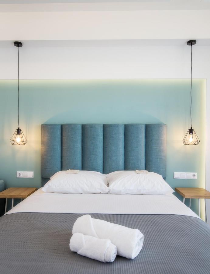 Hotel New Azzurro Deluxe à Limenaria  Extérieur photo